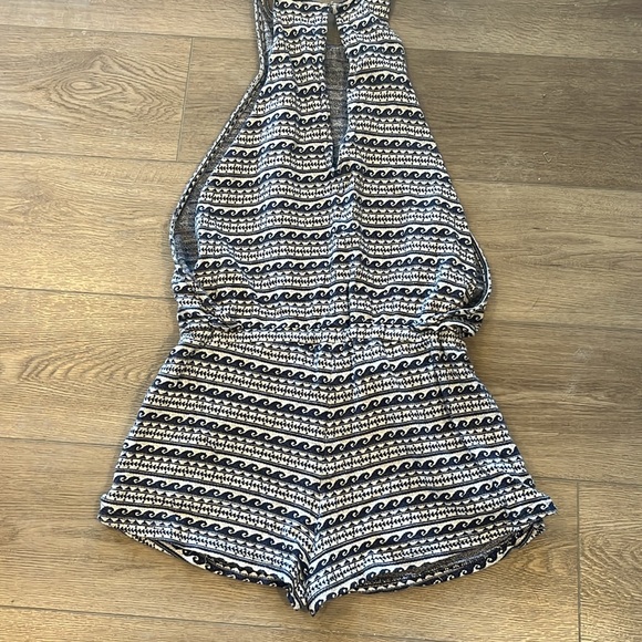 Roxy Wave Romper - Picture 6 of 8